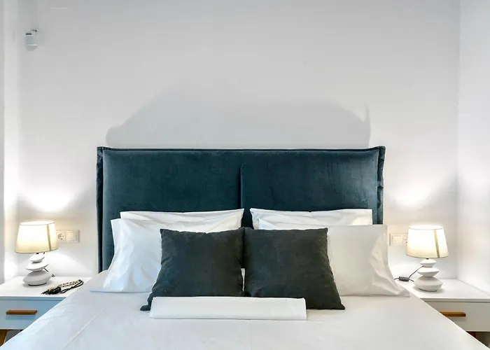 Izabela With Private Pools 赫索尼索斯