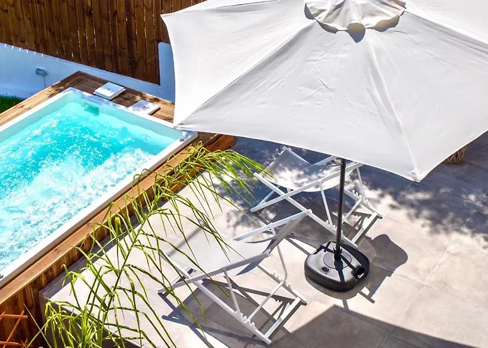 Izabela With Private Pools *