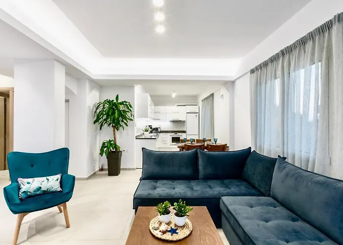 Izabela With Private Pools