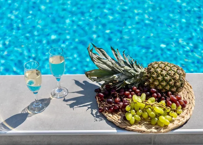 Izabela With Private Pools Apartamento Hersonissos (Crete)