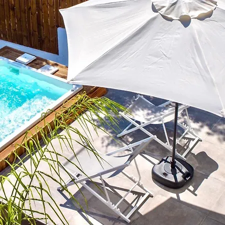 Izabela With Private Pools *