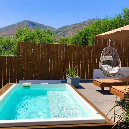 Izabela With Private Pools Limenas Chersonisou