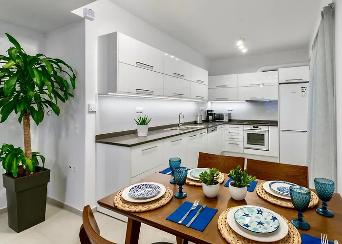 Izabela With Private Pools Hersonissos (Crete)